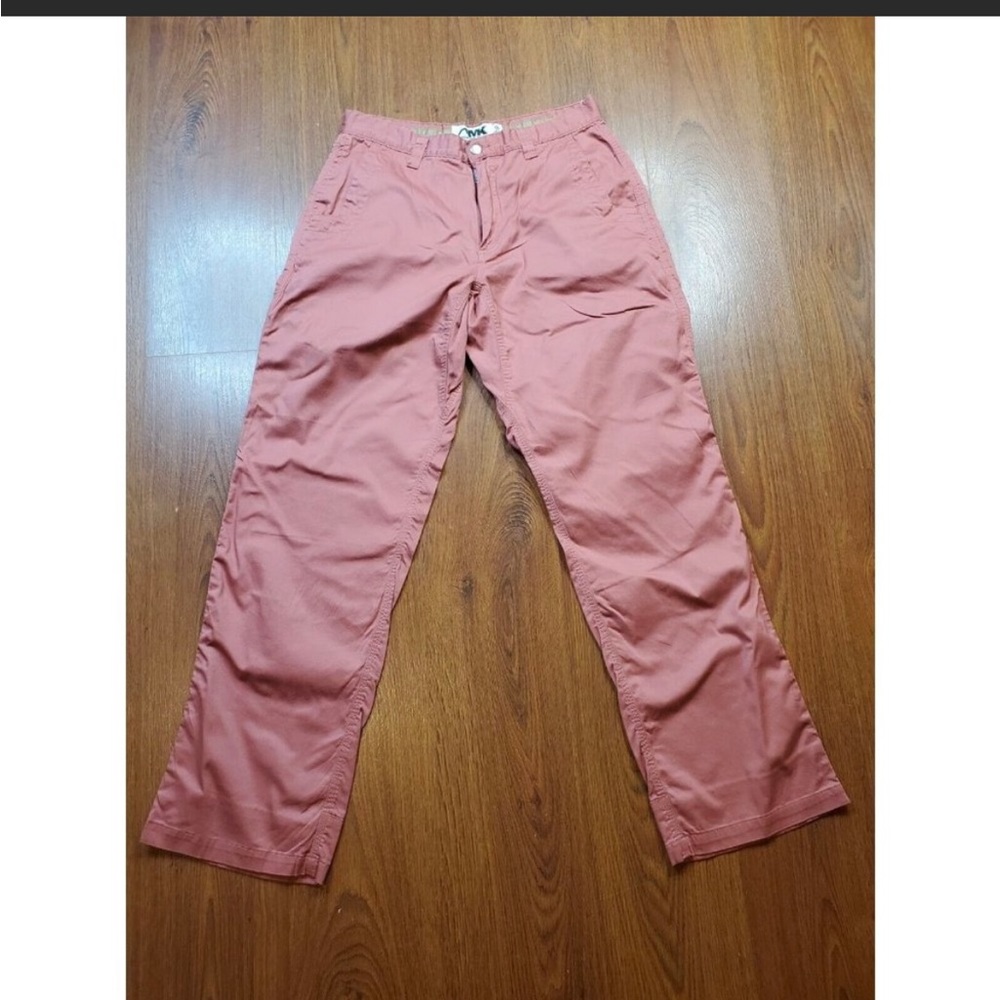 Mountain Khaki like new men’s pants